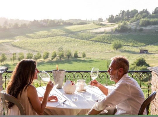 Luxury Getaway from Milan: Wine, Shopping, & Culture
