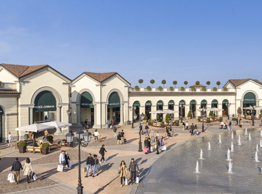 How to Plan the Best Serravalle Designer Outlet Shopping Day